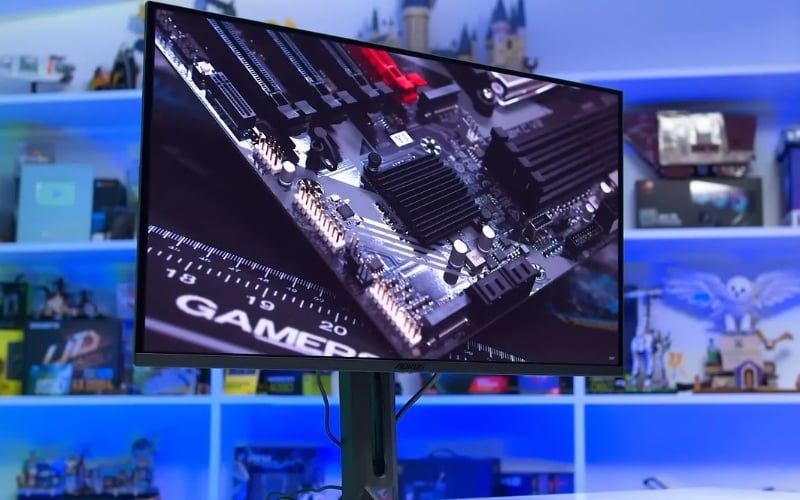 Màn hình&nbsp;AORUS FO32U2P 32