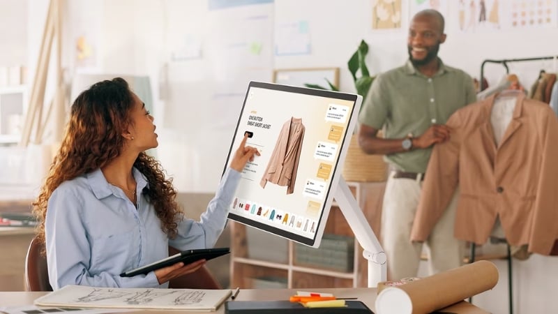 Màn hình LG Swing 32U889SA-W có ứng dụng LG Switch tối ưu hóa