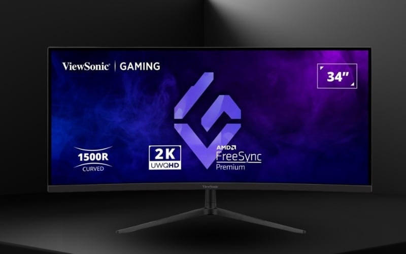 NVIDIA G-Sync hoặc AMD FreeSync là cần thiết để loại bỏ xé hình và giảm độ trễ đầu vào