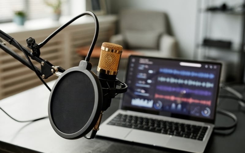 Hiểu rõ các thông số kỹ thuật giúp bạn đánh giá hiệu năng thực tế của microphone