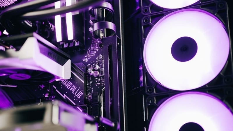 PC GVN Intel Ultra 9/VGA RTX 5090 trang bị mainboard ASUS ROG MAXIMUS Z890 HERO