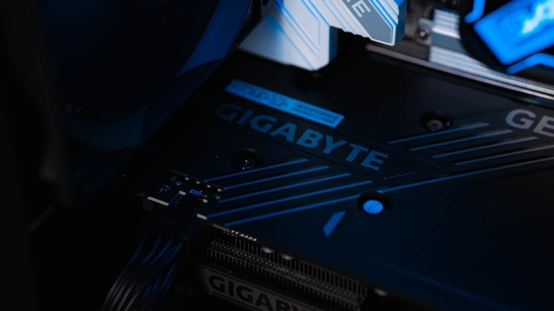 PC GVN sử dụng mainboard và RAM DDR5 tối ưu cho gaming