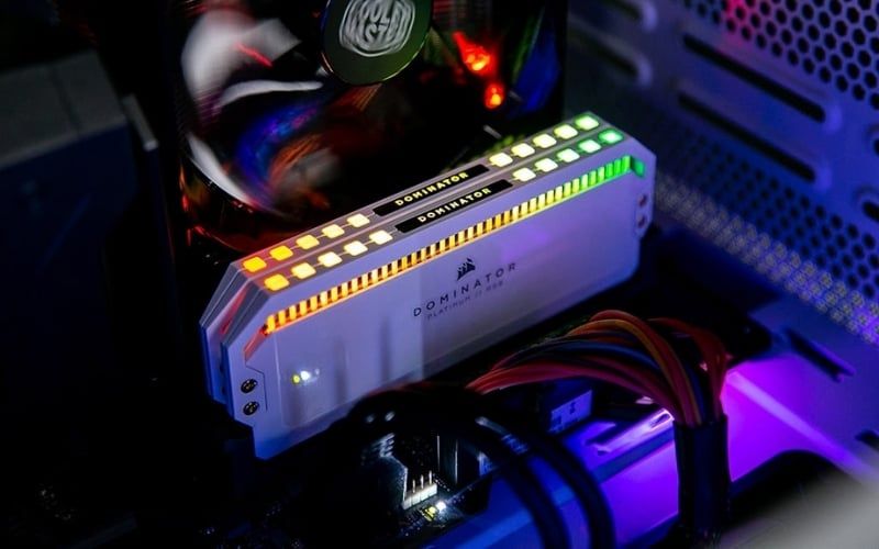 Lắp đúng chuẩn, giữ khe RAM sạch và tránh ép xung quá mức để đảm bảo&nbsp;độ bền