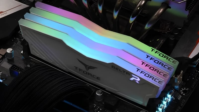 Ram T-Group T-Force Delta 1x16GB 3600 RGB Black có thiết kế gaming với LED RGB ấn tượng