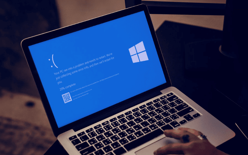 Chụp ảnh hoặc ghi chú mã lỗi trước khi máy tự restart