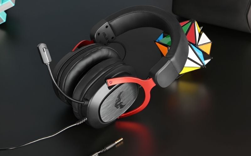 Tai nghe Asus Over-ear có khả năng cách âm tốt