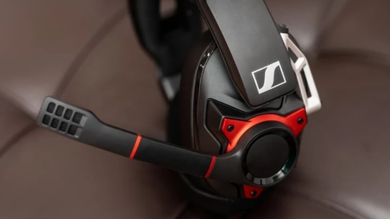 Tai nghe Senheiser Gaming GSP600 có mic gạt để tắt