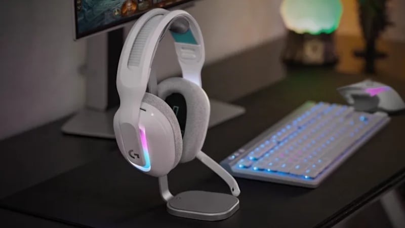 Tai nghe Logitech G522 Lightspeed Wireless White có thiết kế thoải mái và âm thanh chất lượng