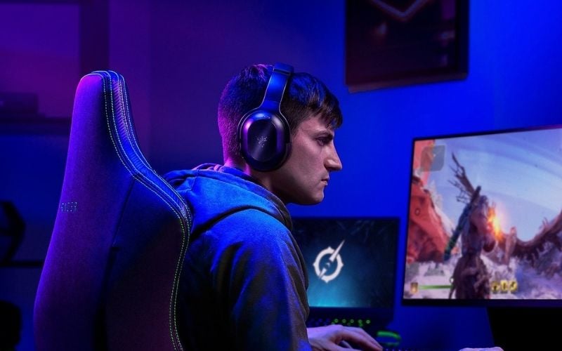 Tai nghe Razer Barracuda Pro