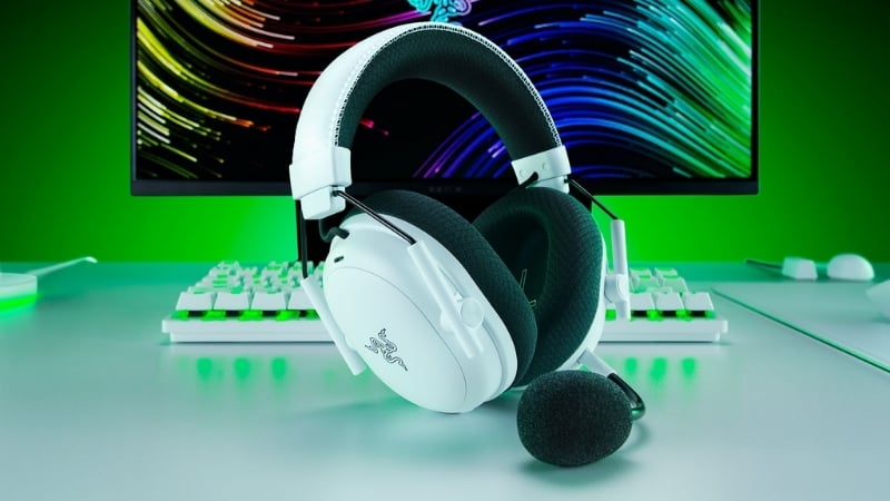 Tai nghe Razer BlackShark V3 White được trang bị driver Razer TriForce Titanium