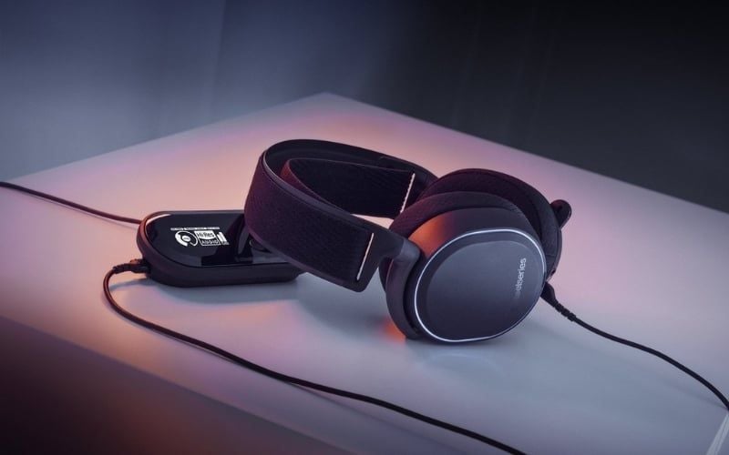 Tai nghe Razer mang âm thanh sống động, micro rõ nét và thiết kế đậm chất game thủ