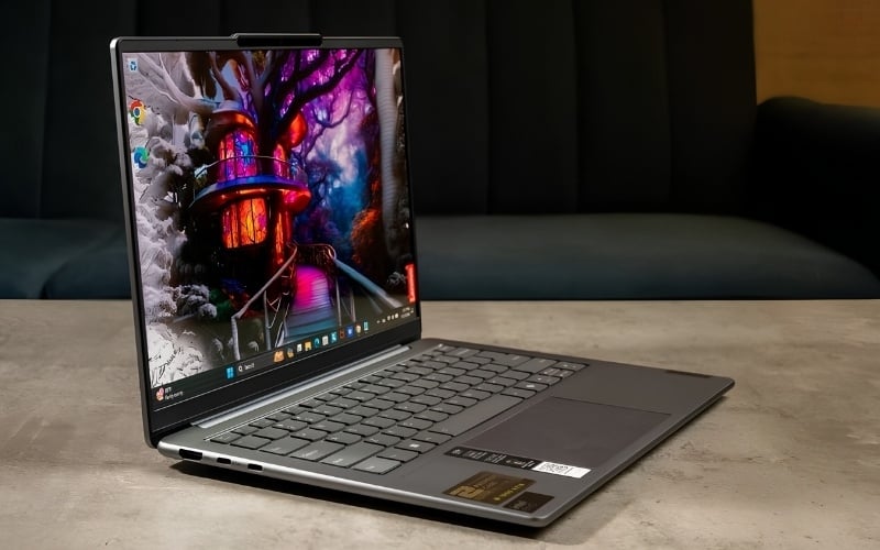 Laptop cấu hình tốt cho sinh viên không cần quá mạnh, nhưng cần đủ ổn định để dùng từ 3 - 5 năm