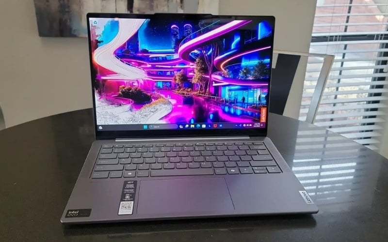 Laptop Lenovo Yoga Slim 7 14IMH9 83CV00DKVN