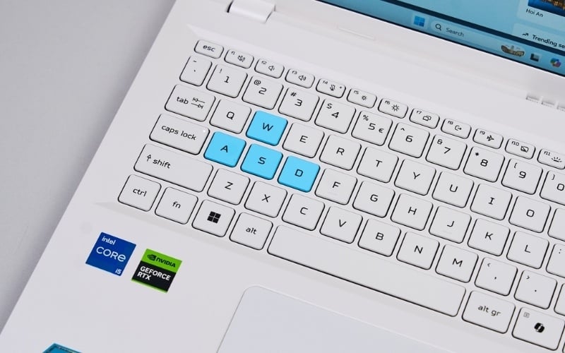 Nếu dùng cẩn thận và lau định kỳ, laptop trắng vẫn giữ ngoại hình tốt trong thời gian dài