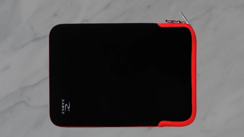 Túi chống sốc Zadez 13.3'' ZLC-811B Black có thiết kế mỏng nhẹ