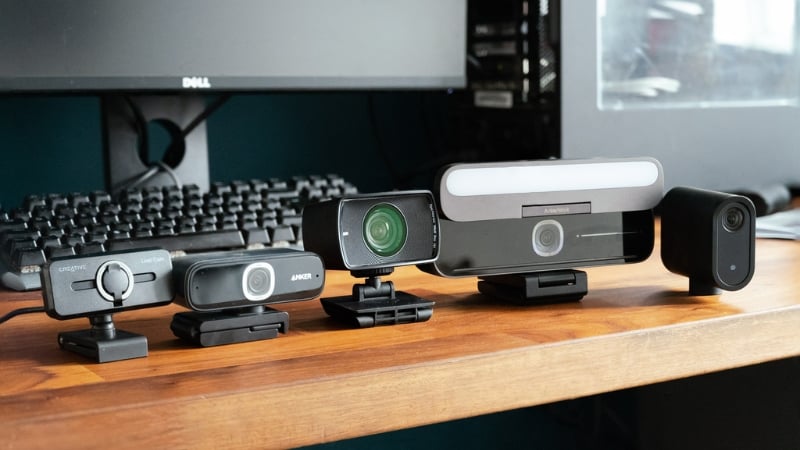 Các mẫu webcam hiện đại thường có kích thước nhỏ gọn, dễ dàng lắp đặt và sử dụng