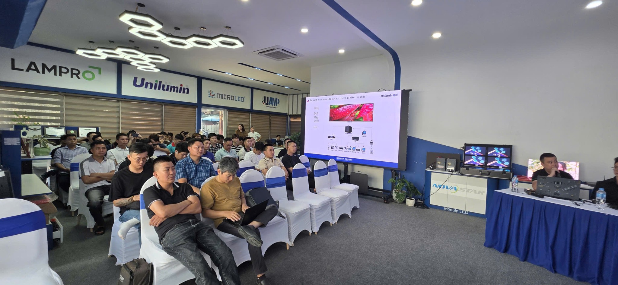 UCE – Unilumin Certified Engineer