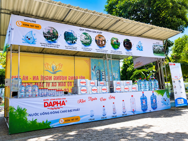 Nước uống đóng chai DAPHA đồng hành cùng Lễ hội Ẩm thực “Hương sắc Phương Nam 2026” tại Đầm Sen