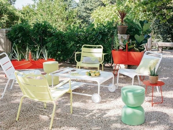 Hướng dẫn cách chọn màu sắc nội thất ngoài trời theo đúng chuẩn từ Fermob