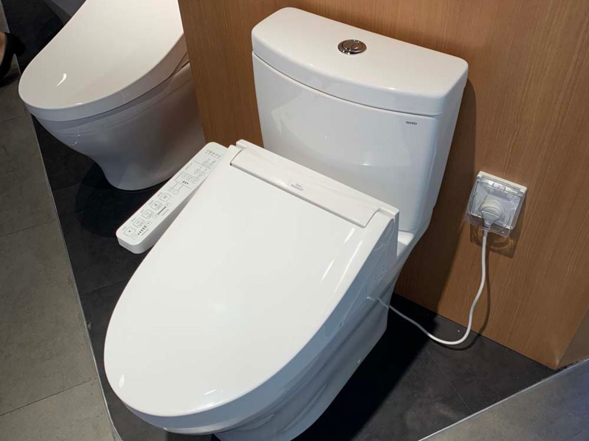 Bồn cầu thông minh TOTO CS769CDRW17