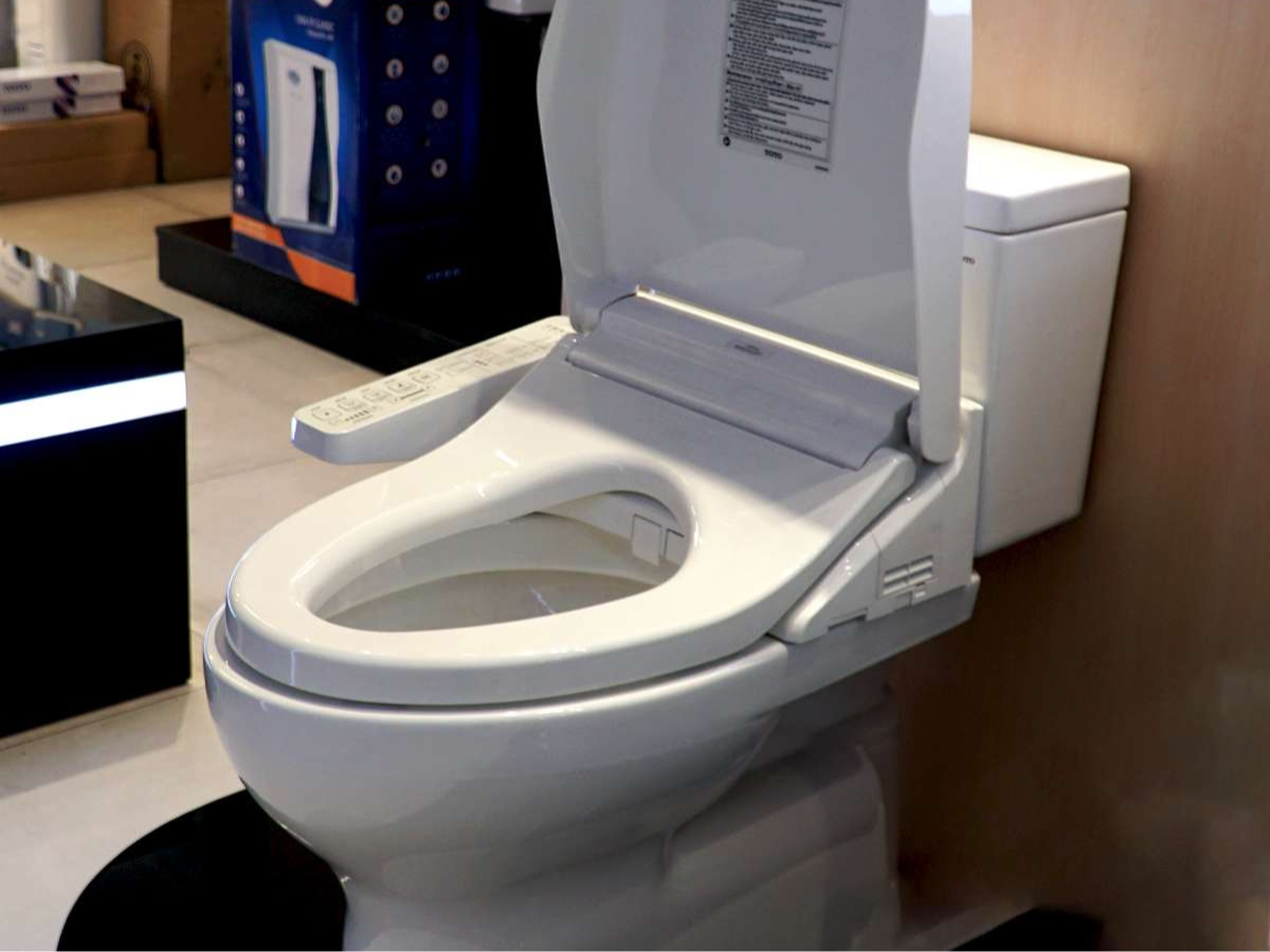 Bồn cầu 2 khối TOTO CS302DW16