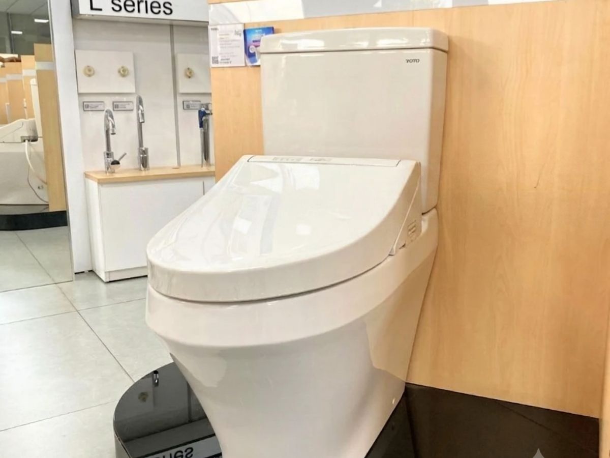 Bồn cầu thông minh TOTO CS948CDW15