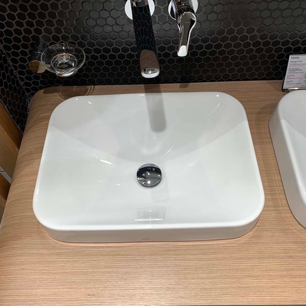 Lavabo đặt bàn TOTO