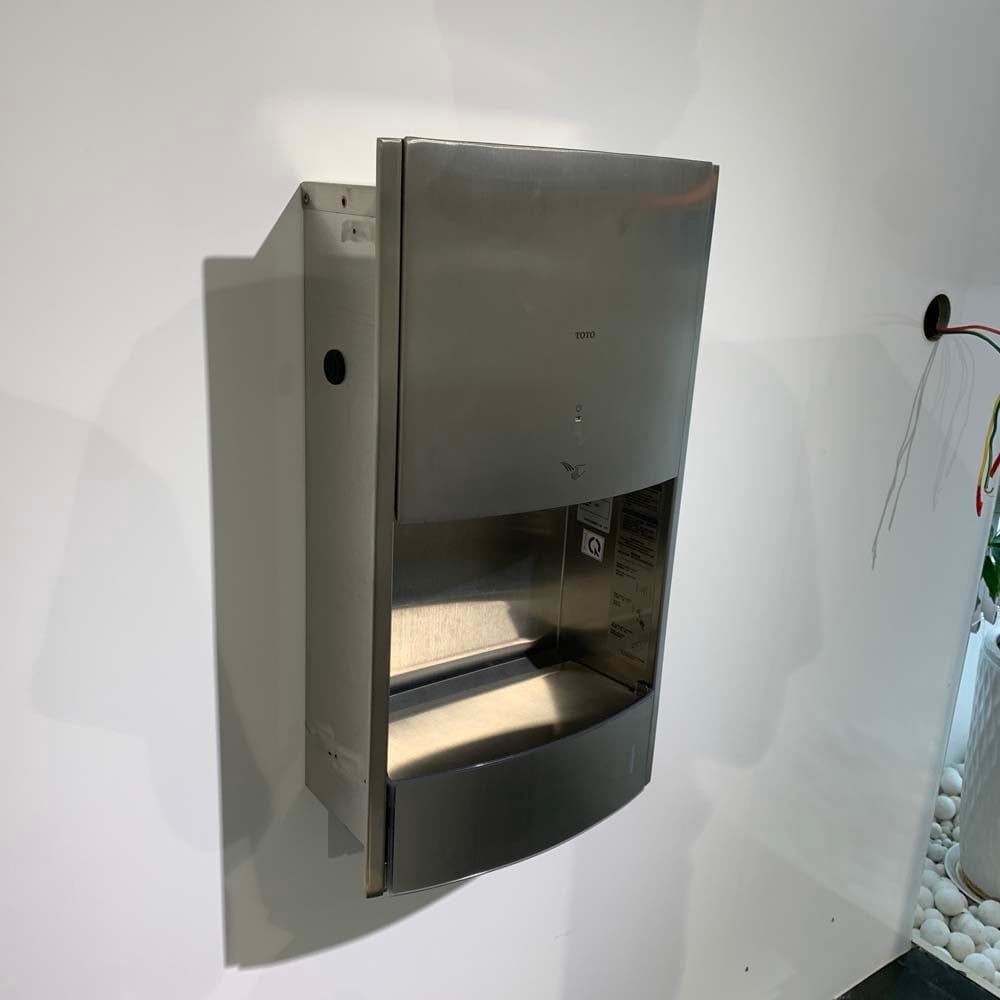 Nhóm thiết bị công nghệ cao TOTO
