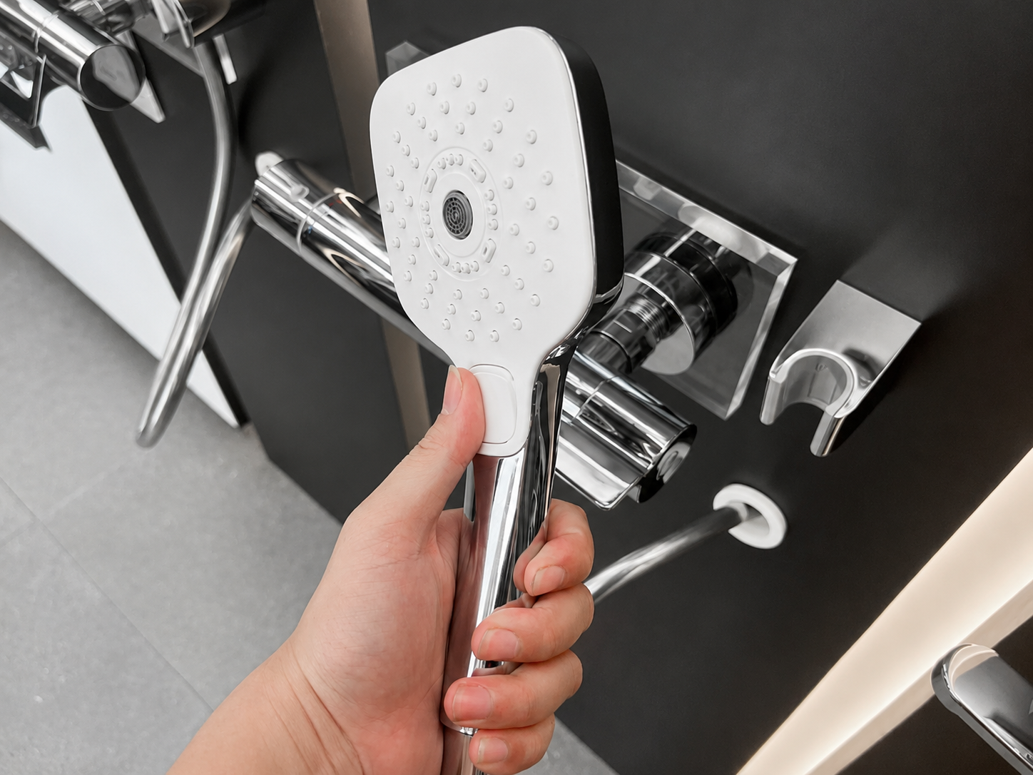 Sen tắm nóng lạnh TOTO TBG09302VA/TBW02006V