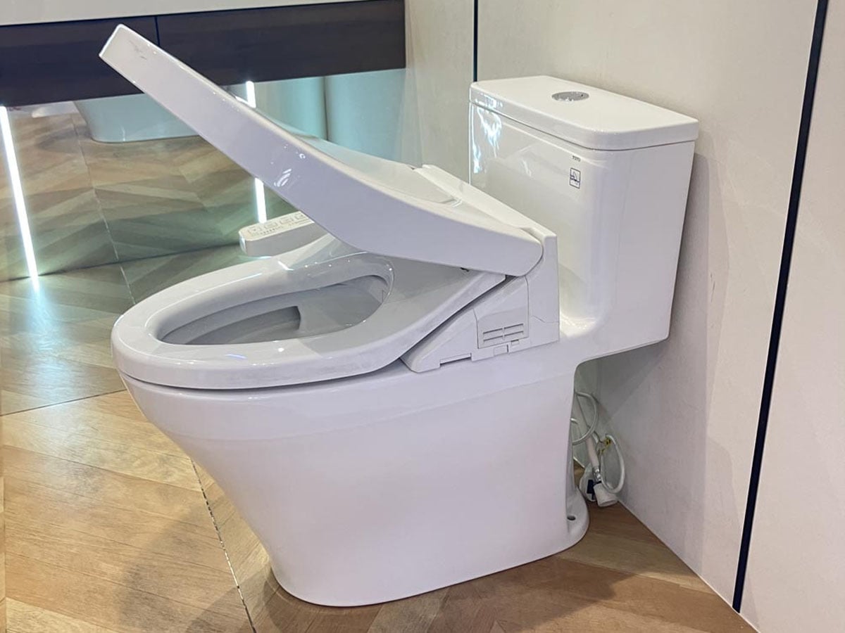 Công nghệ nắp rửa điện tử WASHLET TCF23410AAA thông minh