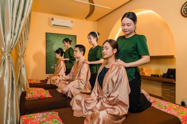 Neck and Shoulder Pain? Try Therapeutic Massage in Hue the Right Way