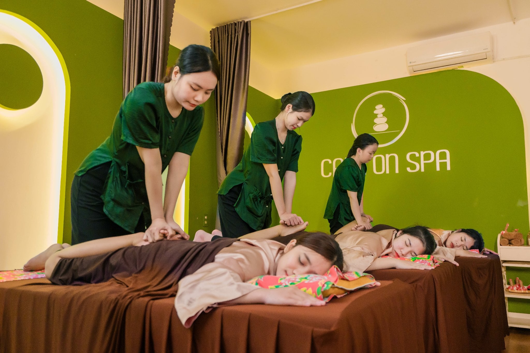 Massage trị liệu tại Huế là gì? Lợi ích, quy trình & địa chỉ uy tín tại Huế