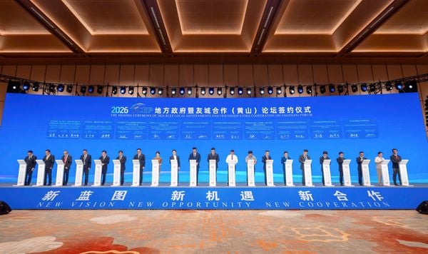 Lễ Ký Kết Hợp Tác Chiến Lược: Thành Lập Khu Nhà Xưởng An Huy Tại Cụm Công Nghiệp Hồ Sơn 1