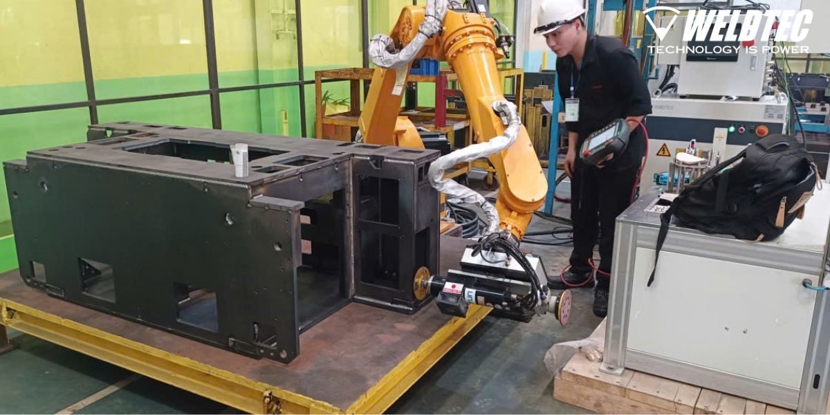 WELDTEC BÀN GIAO THÀNH CÔNG ROBOT MÀI CHO KHÁCH HÀNG