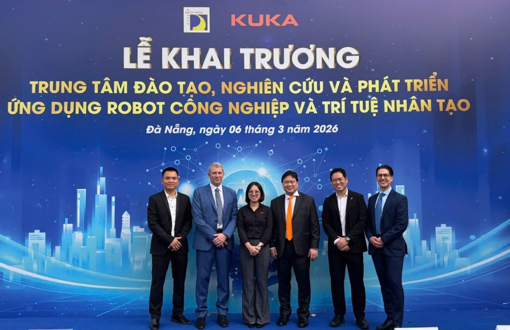 Khai trương Trung tâm Đào tạo & Nghiên cứu Robot – AI tại Đà Nẵng