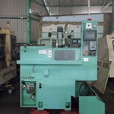 Đầu tư thiết bị cnc mới hay đã qua sử dụng: lựa chọn nào tối ưu lợi nhuận?