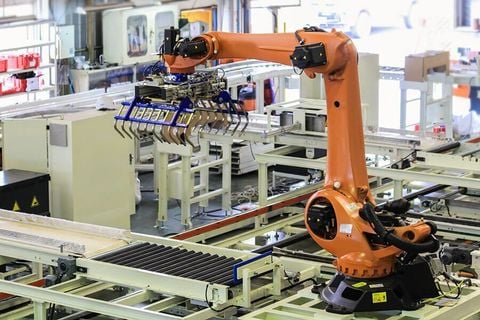 Robot công nghiệp cho sản xuất: Giải pháp nâng cao năng suất và chất lượng
