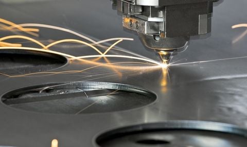 Thiết bị Laser là gì? Giải pháp hàn, cắt, khắc và làm sạch Laser công nghiệp