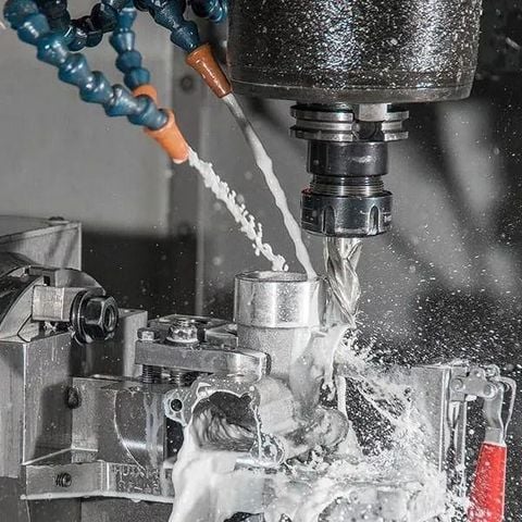 Ứng Dụng Máy Phay CNC Trong Công Nghiệp Và Đời Sống