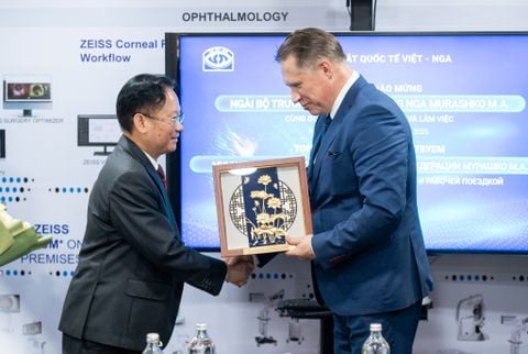 TẬP ĐOÀN Y TẾ VIỆT – NGA VINH DỰ ĐÓN TIẾP NGÀI BỘ TRƯỞNG BỘ Y TẾ LIÊN BANG NGA