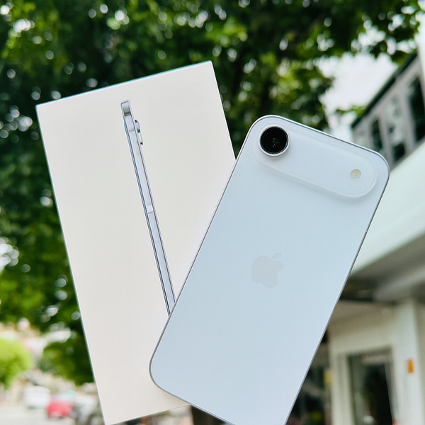 Đánh giá iPhone Air sau 1 tháng sử dụng: Siêu mỏng, siêu nhẹ – Có đáng mua?
