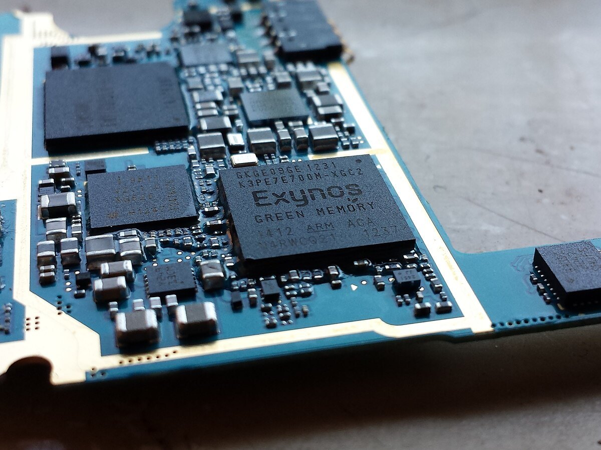 Samsung có thể trang bị chip Exynos 2600 cho Galaxy Z Flip 8
