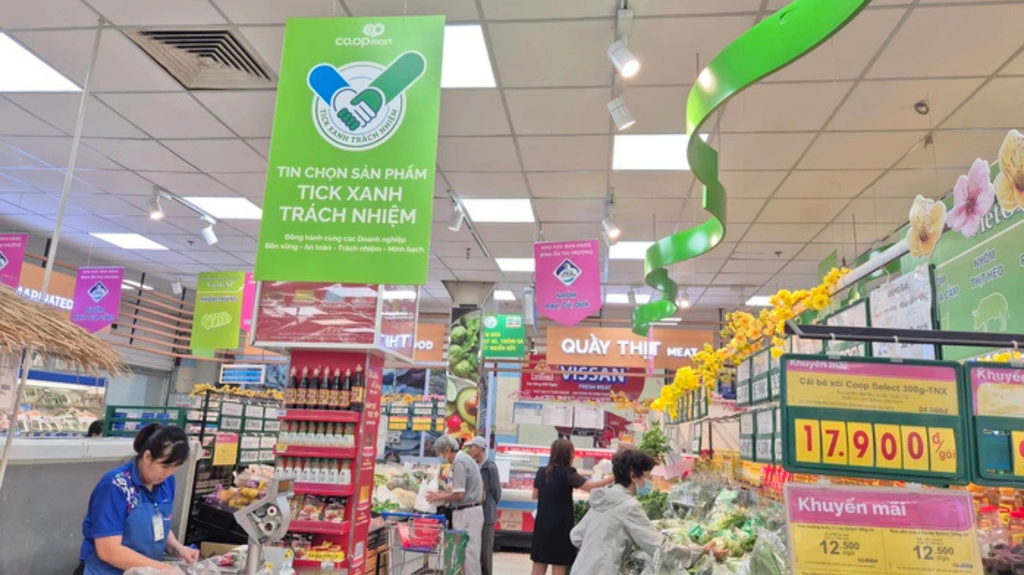 Tick Xanh Trách Nhiệm hút khách – Niềm tin người tiêu dùng trong mùa mua sắm Tết