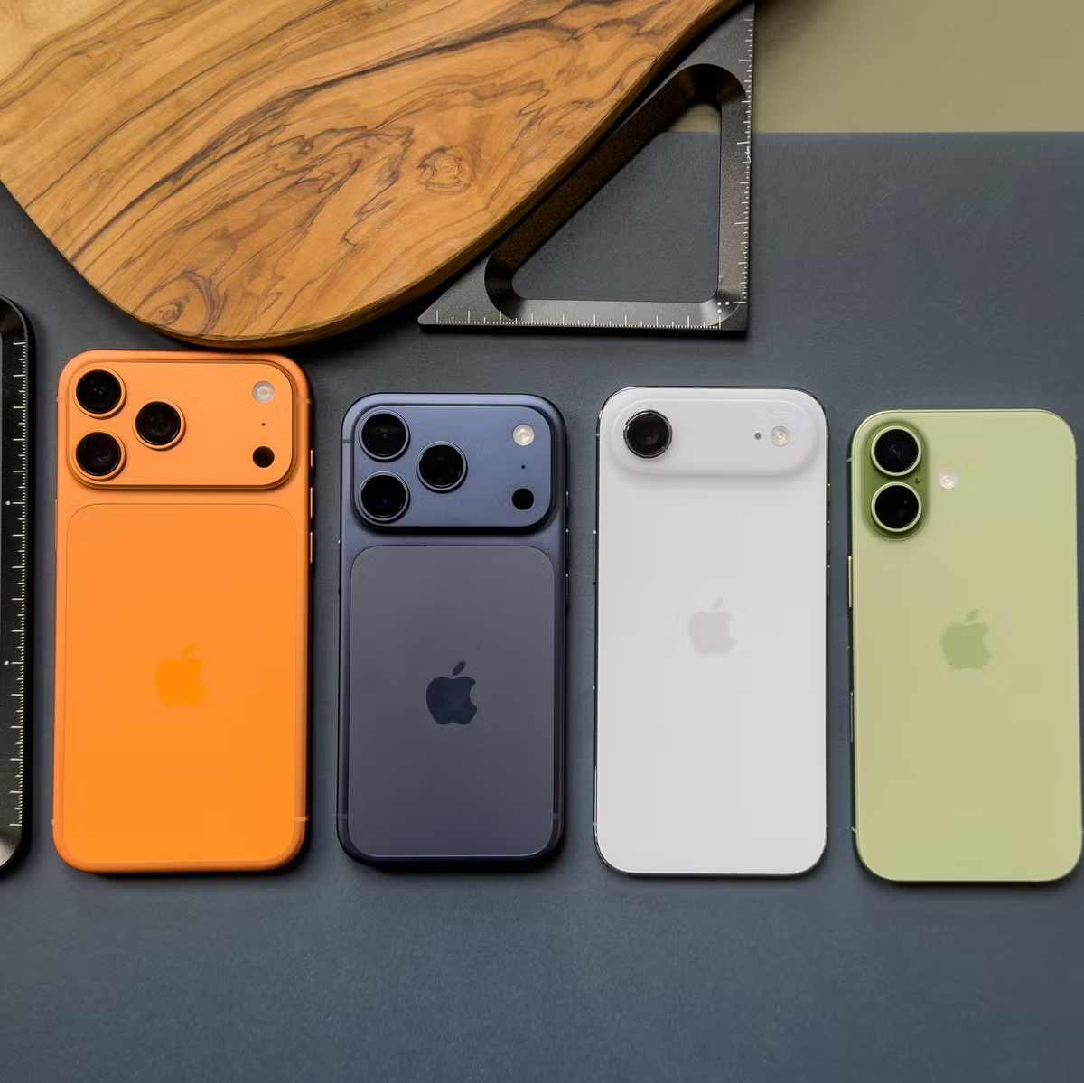 Cập nhật giá iPhone 17 Series sau Tết Bính Ngọ: Nên mua hay chờ thêm?