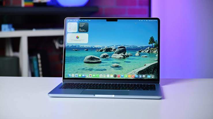 MacBook Air M5 13 inch hay 15 inch: Phiên bản nào đáng mua hơn?