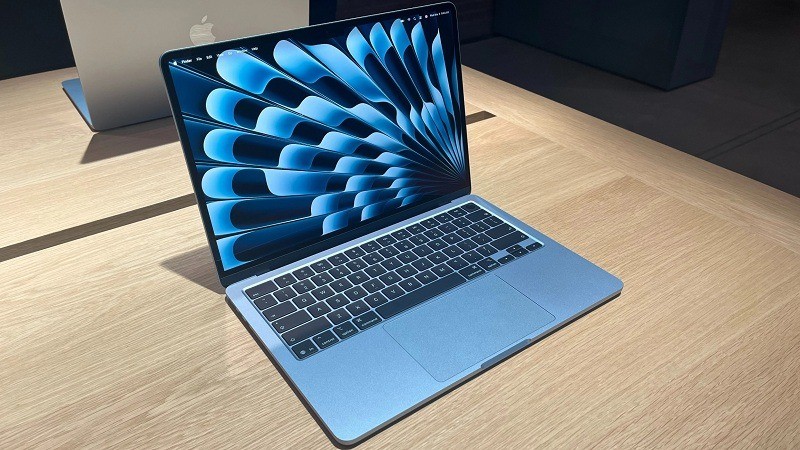 MacBook Air M5 giá tốt hơn kỳ vọng: Vì sao nhiều người chốt đơn ngay?