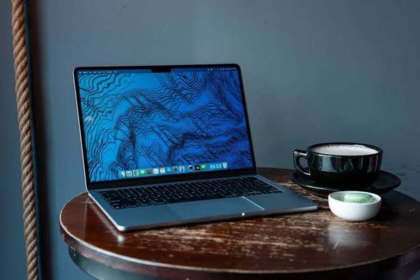 macbook air m4 có đáng mua không