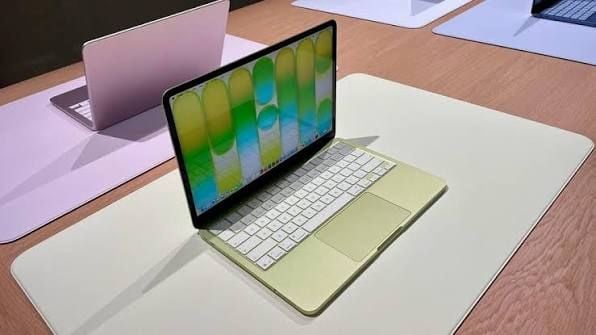 macbook neo 13 inch like new