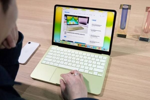 macbook neo 13 inch like new