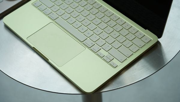 Macbook Neo 2026